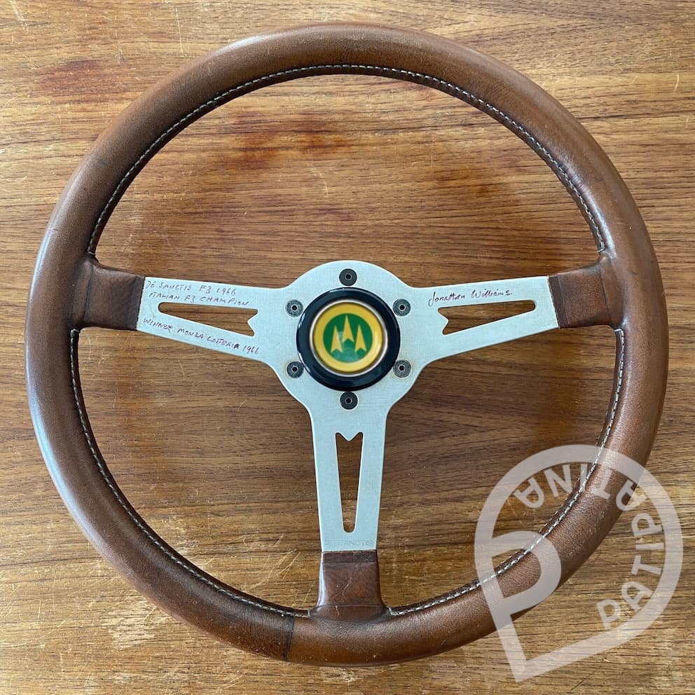 Momo De Sanctis steering wheel