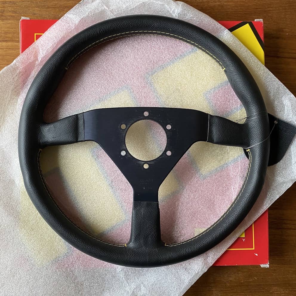 NOS black Momo Veloce Steering Wheel 350mm | patipatina